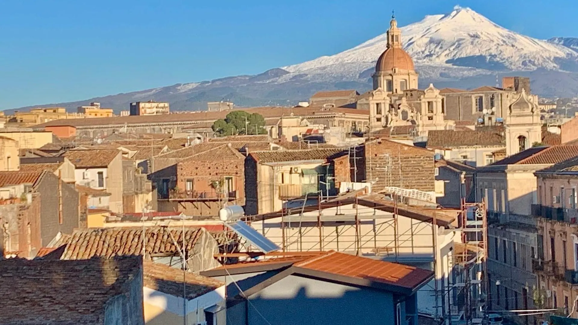 Homestay Balcone Sull'Etna Centro Storico Apartment Catania